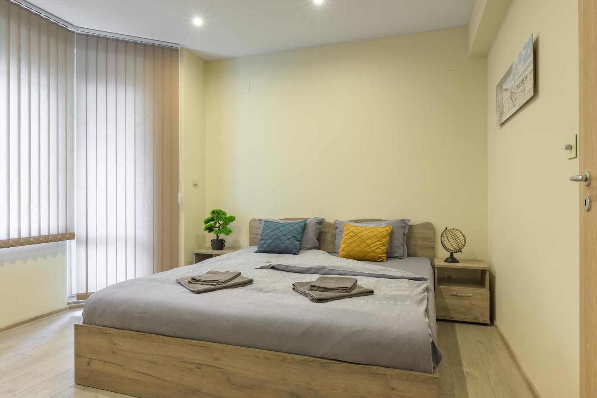 Уютен Апартамент В Град Варна Extérieur photo