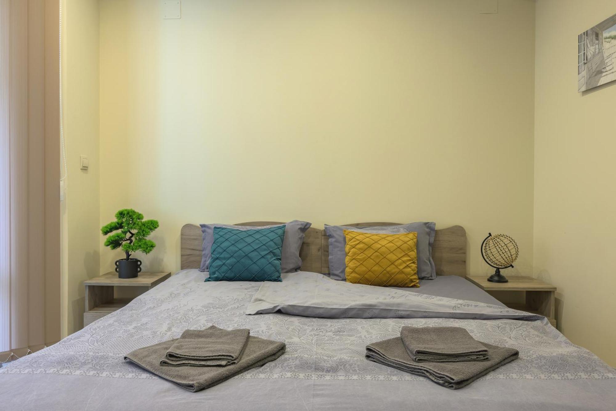 Уютен Апартамент В Град Варна Extérieur photo
